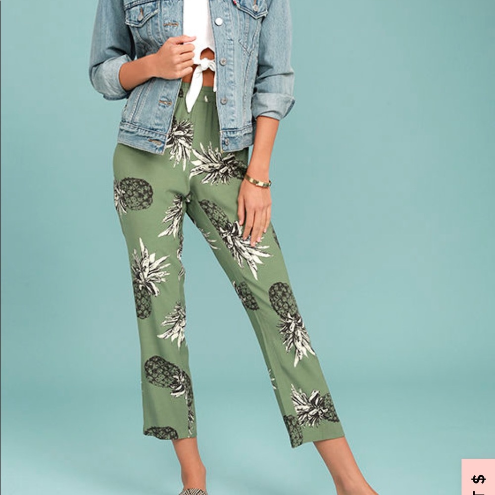 BB Dakota Green Pineapple Print Pants, size S